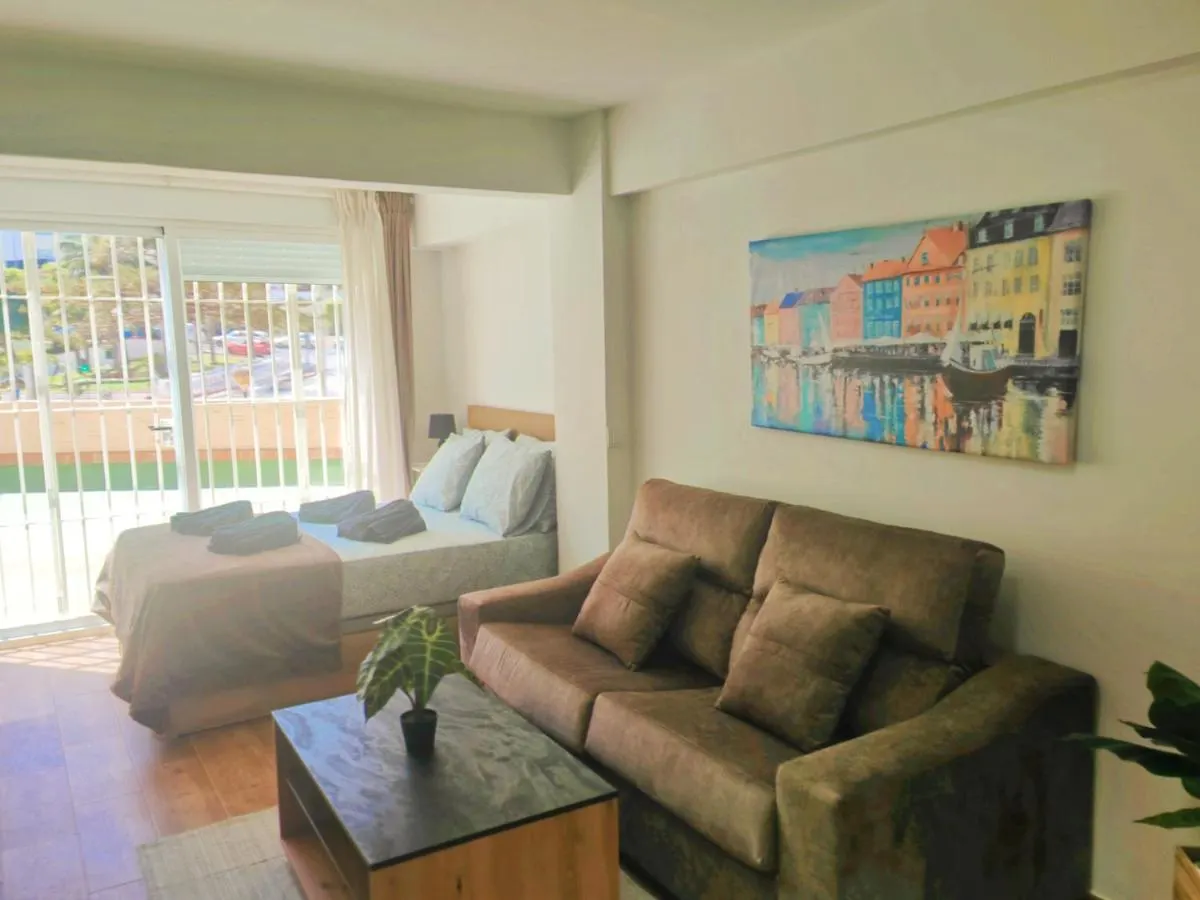 Serenity Chic Apartment City Center With Free Wifi By Namaste Elite 토레몰리노스