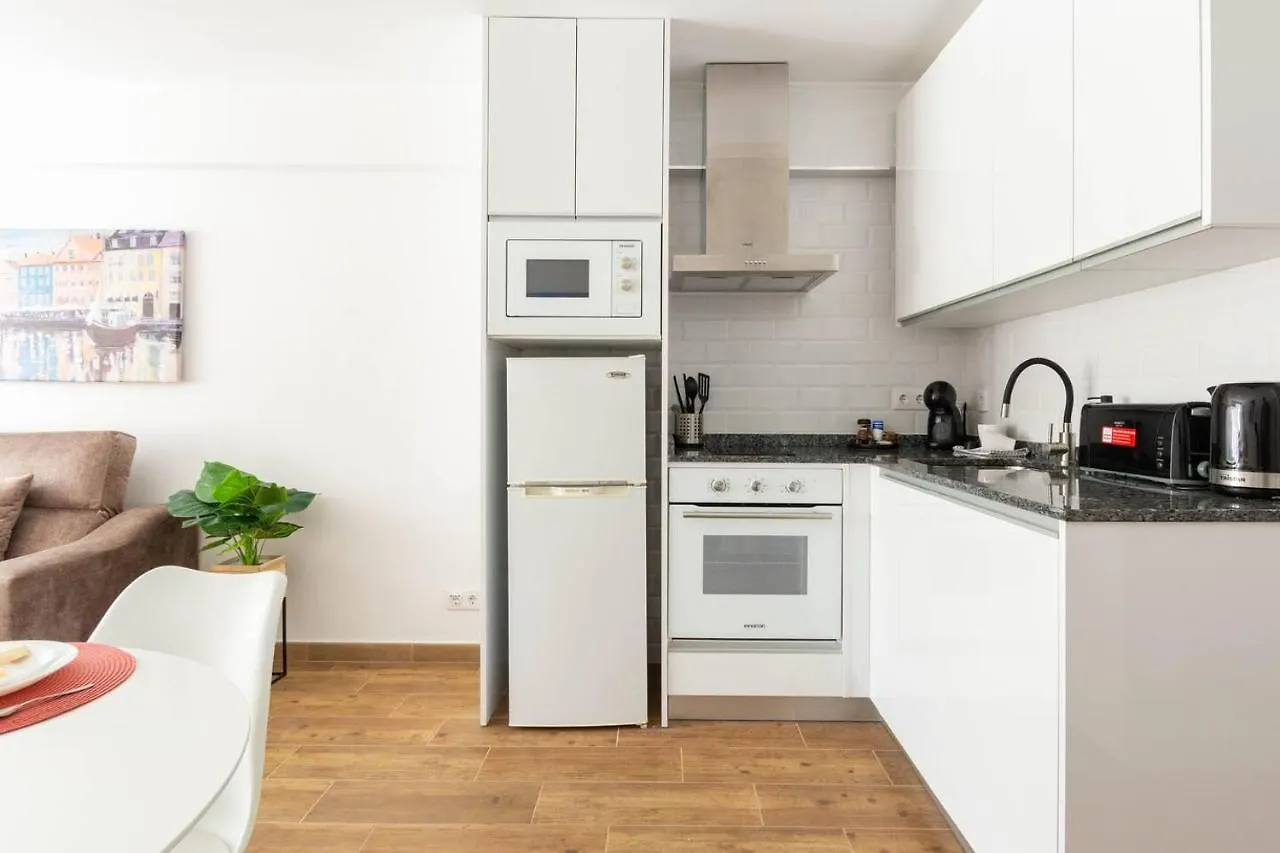 Serenity Chic Apartment City Center With Free Wifi By Namaste Elite Torremolinos