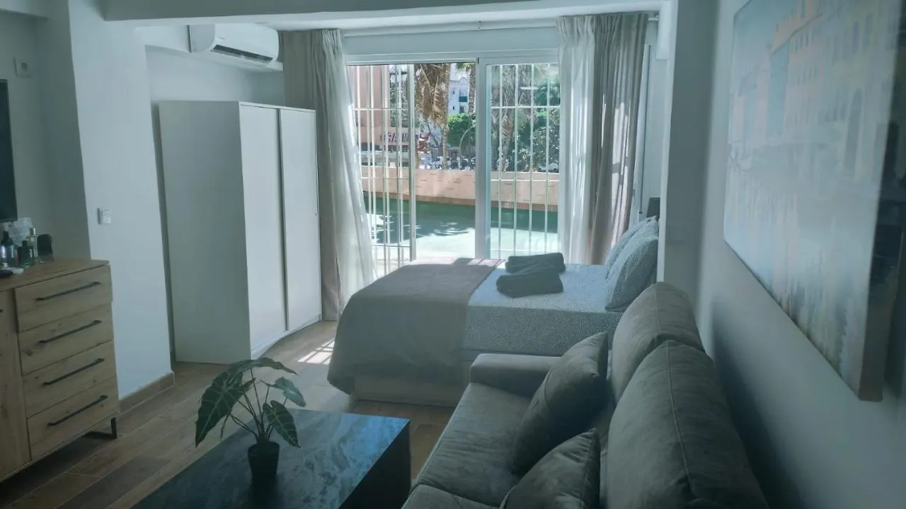 Serenity Chic Apartment City Center With Free Wifi By Namaste Elite Torremolinos