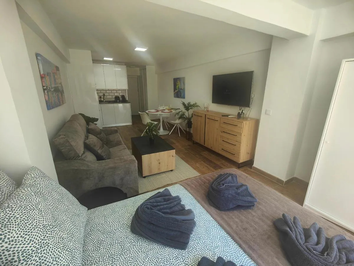 Serenity Chic Apartment City Center With Free Wifi By Namaste Elite Torremolinos 0*,  España